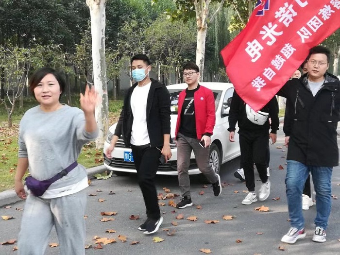 郑州led显示屏-力诺光电员工五十公里徒步总结